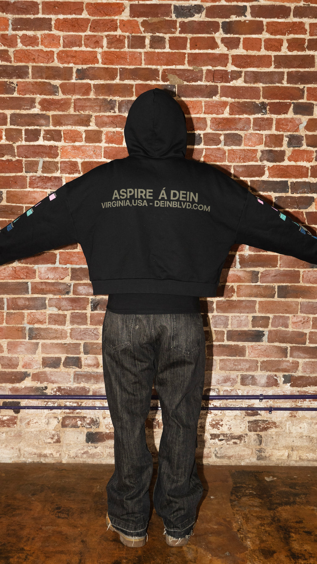 “ENRICHMENT” ZIP-UP