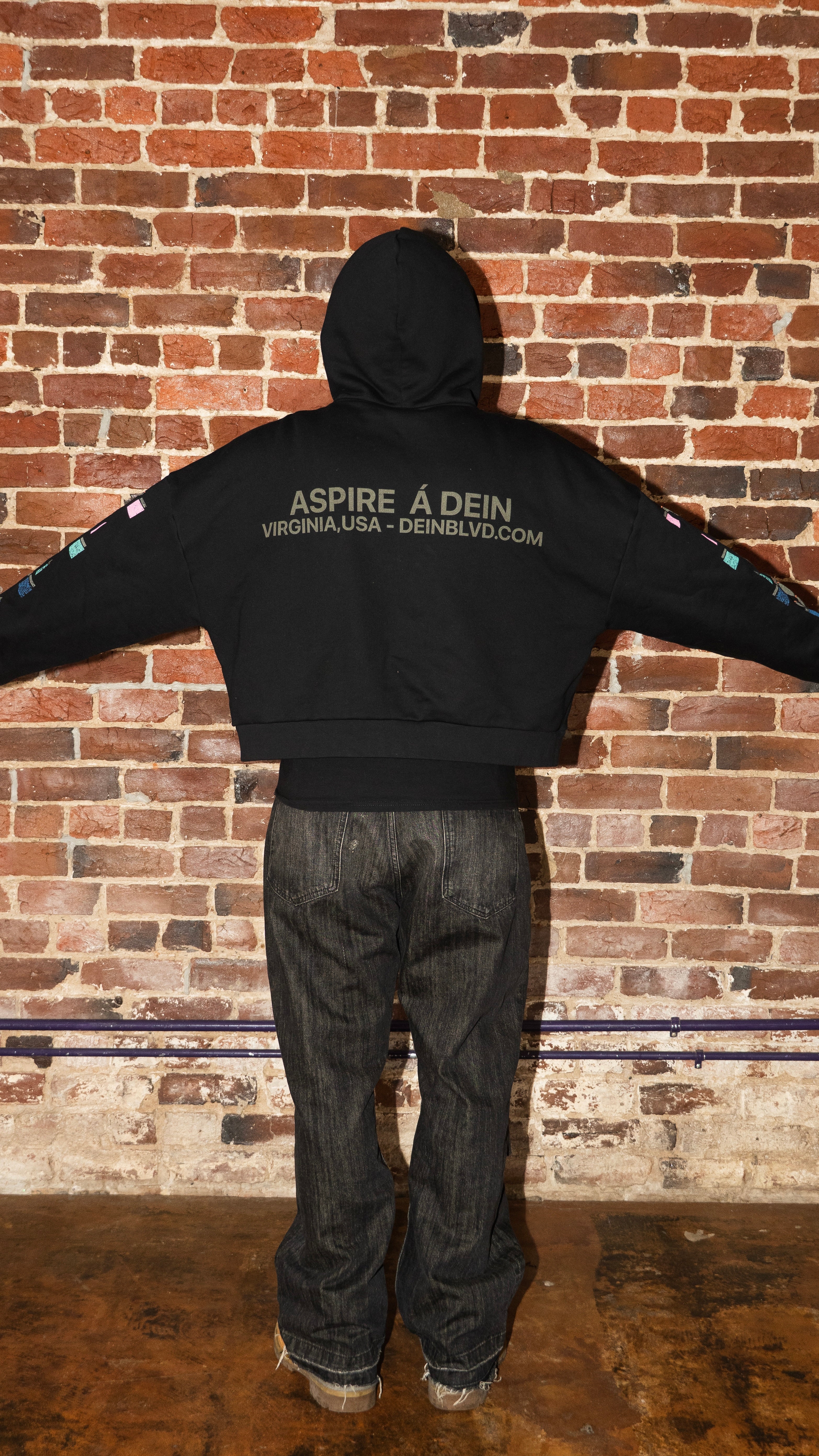 “ENRICHMENT” ZIP-UP
